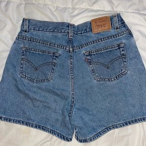 Levi shorts